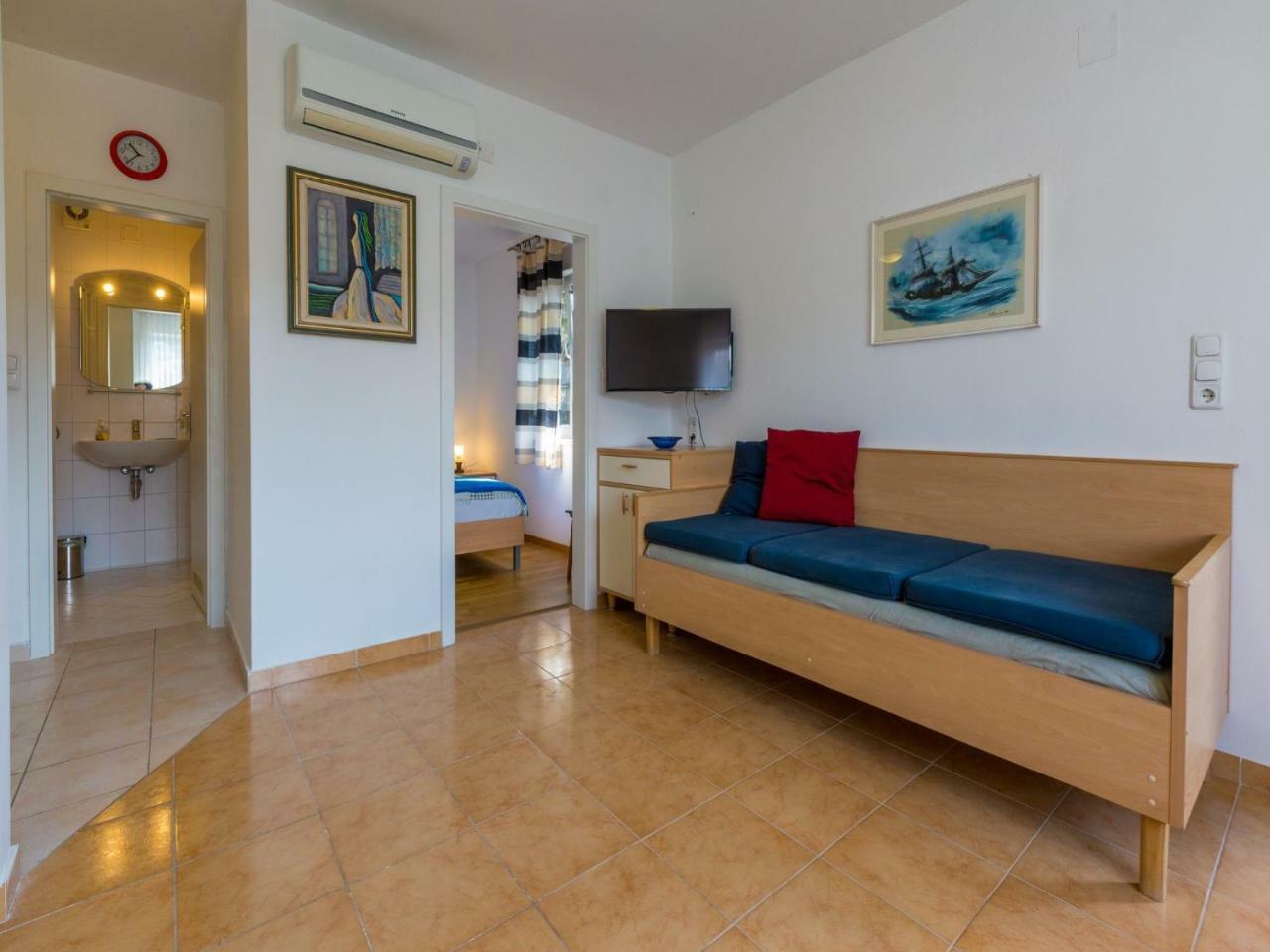 Apartment Regan Цриквеница Экстерьер фото